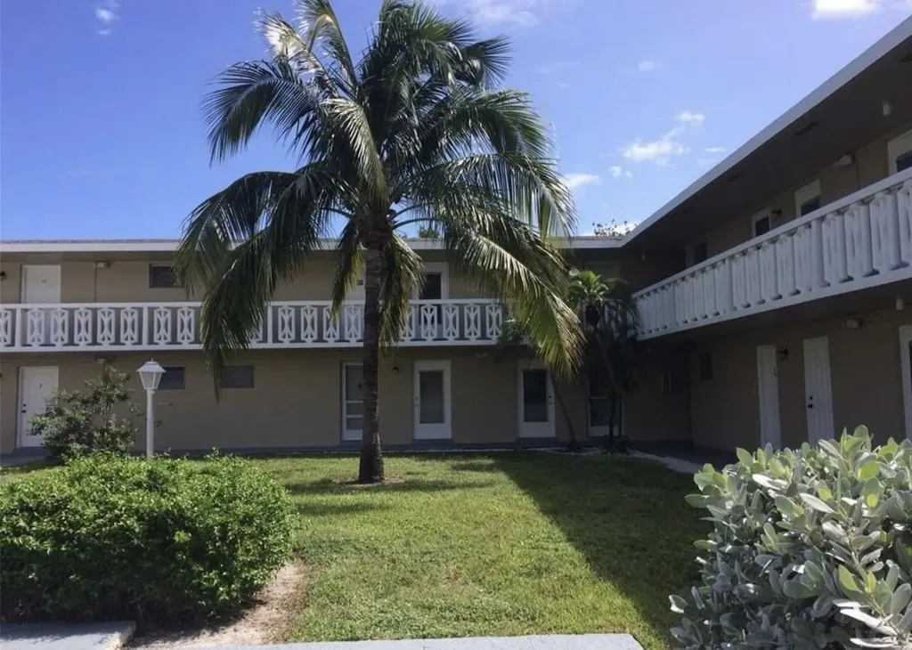3300 NE 10th Terrace Pompano Beach FL 33064