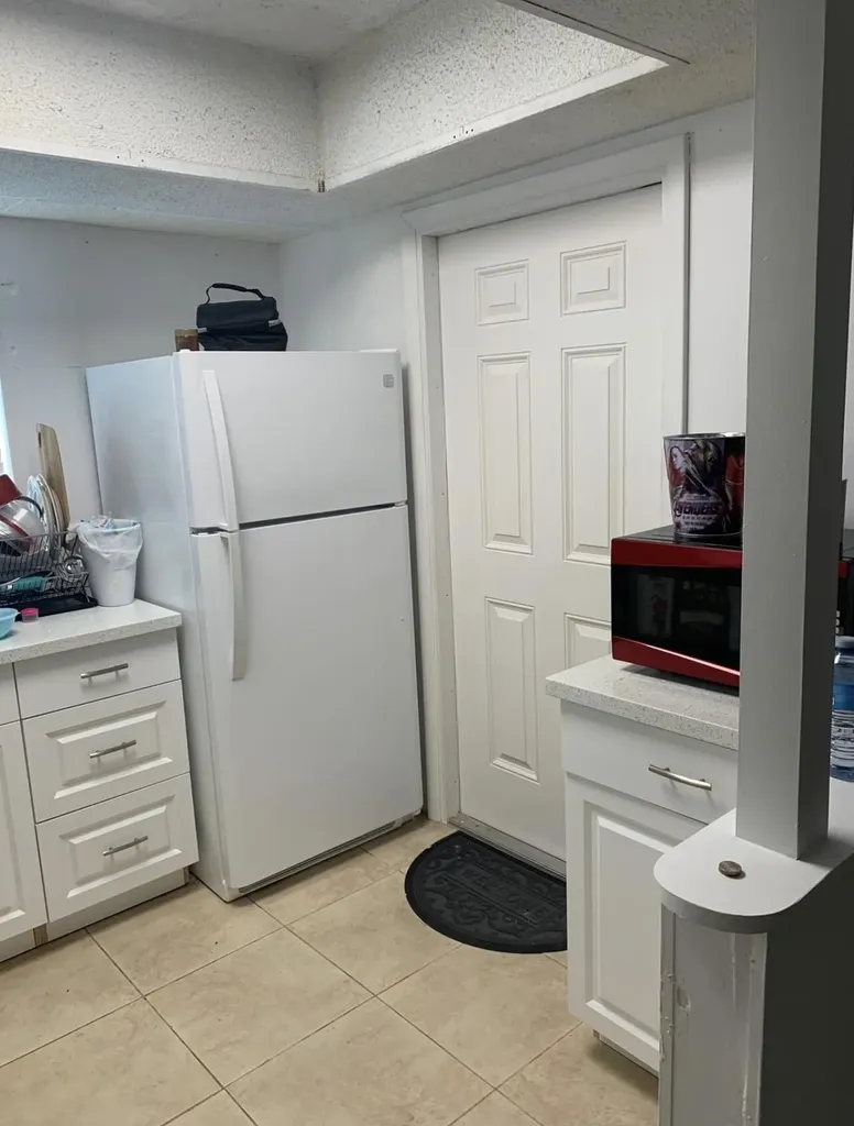 3300 NE 10th Terrace Pompano Beach FL 33064
