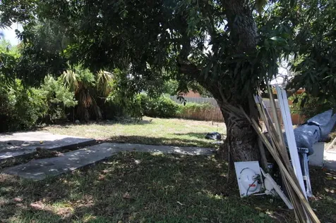 1417 W 32nd Street Riviera Beach FL 33404