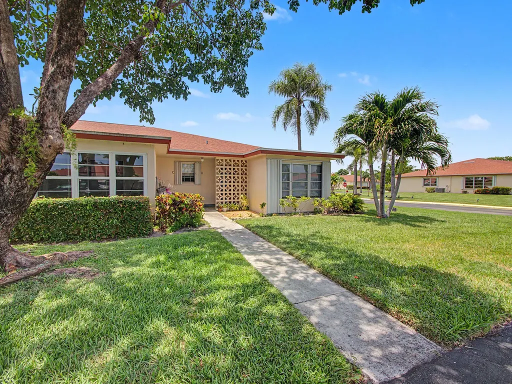 4580 NW 3rd Street Delray Beach FL 33445