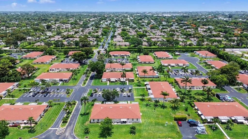 4580 NW 3rd Street Delray Beach FL 33445