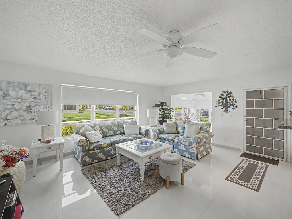 4580 NW 3rd Street Delray Beach FL 33445