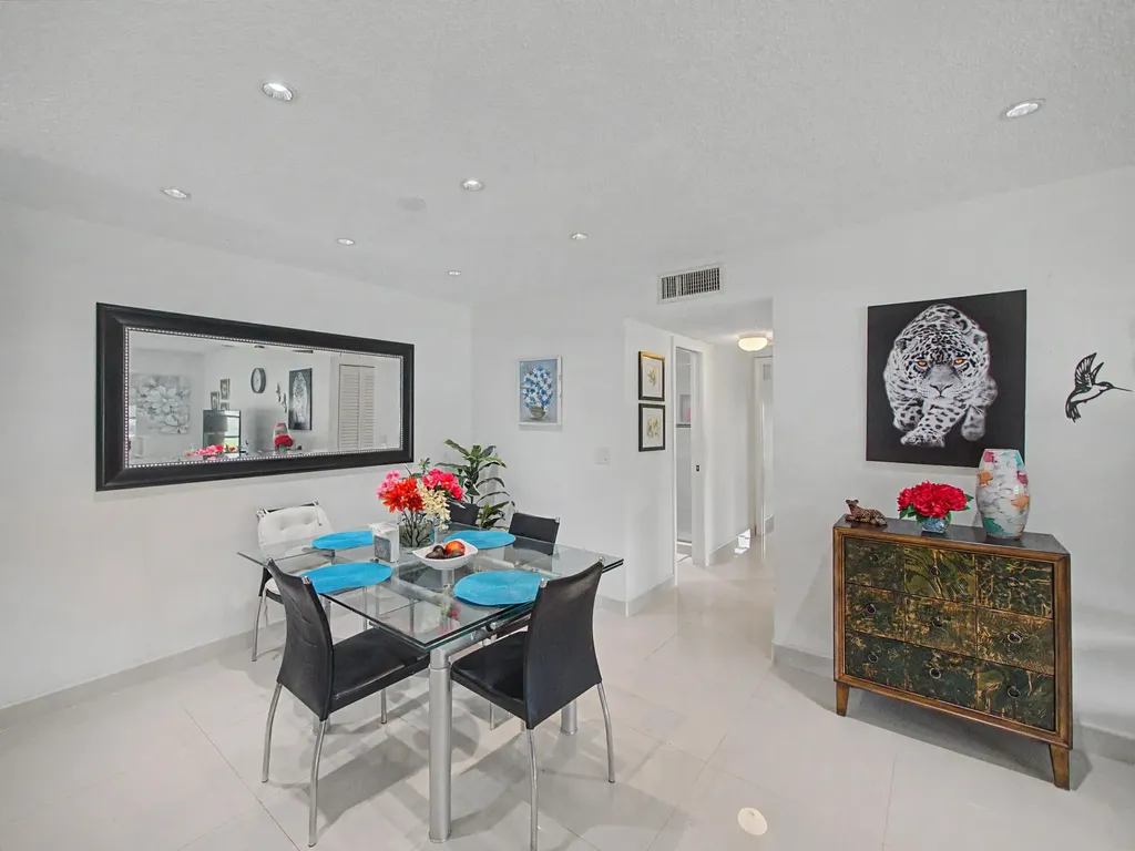 4580 NW 3rd Street Delray Beach FL 33445