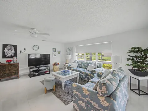 4580 NW 3rd Street Delray Beach FL 33445