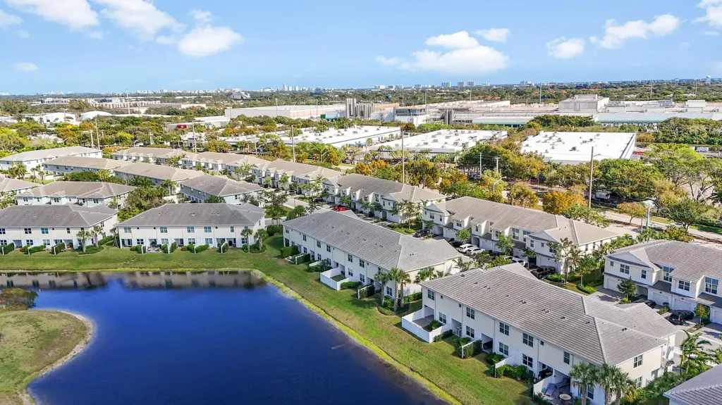 550 Parsons Way Deerfield Beach FL 33442
