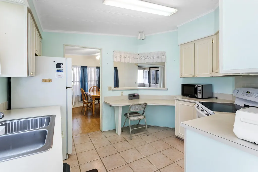 50018 Hacha Bay Boynton Beach FL 33436