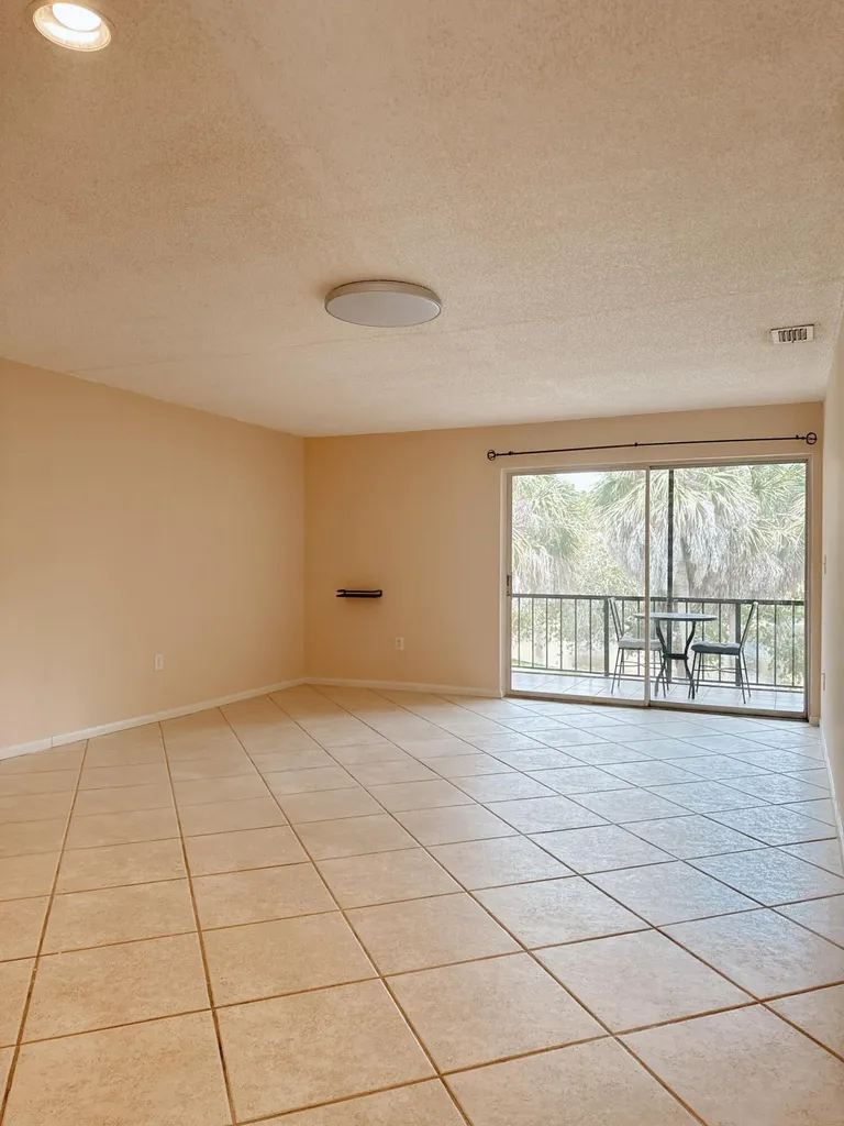 872 SW 9th Street Circle Boca Raton FL 33486