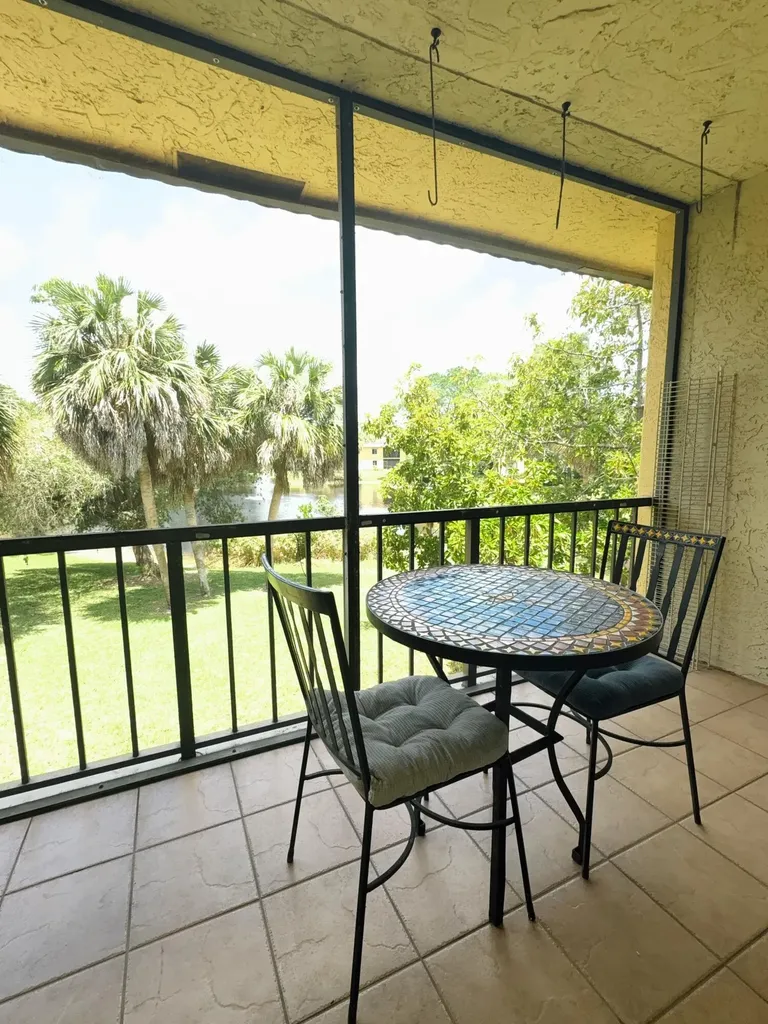 872 SW 9th Street Circle Boca Raton FL 33486