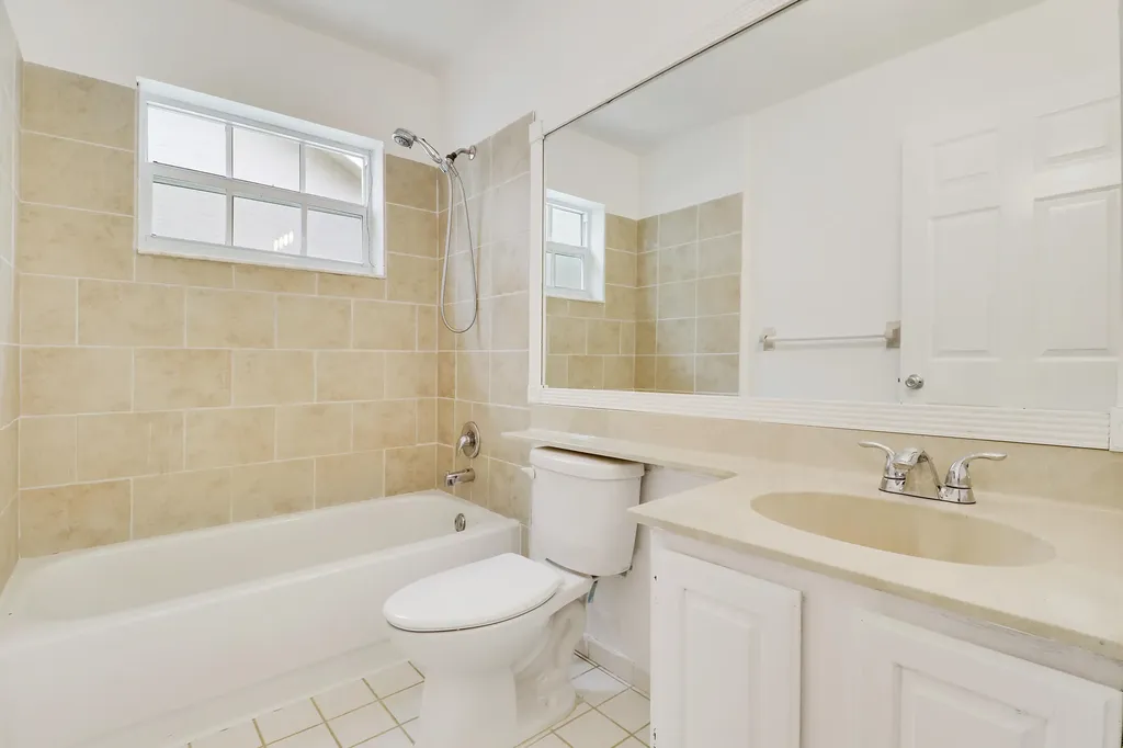 234 Moccasin Trail W Jupiter FL 33458