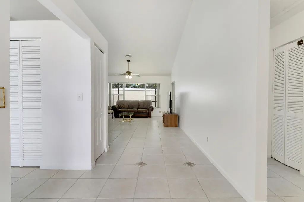 234 Moccasin Trail W Jupiter FL 33458