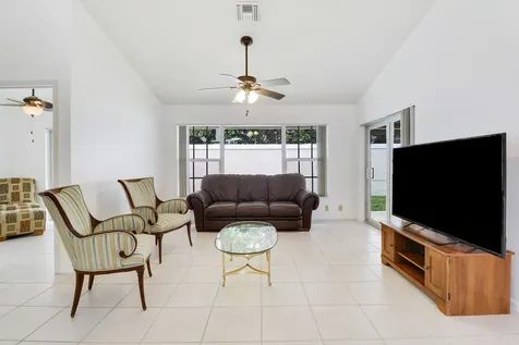 234 Moccasin Trail W Jupiter FL 33458