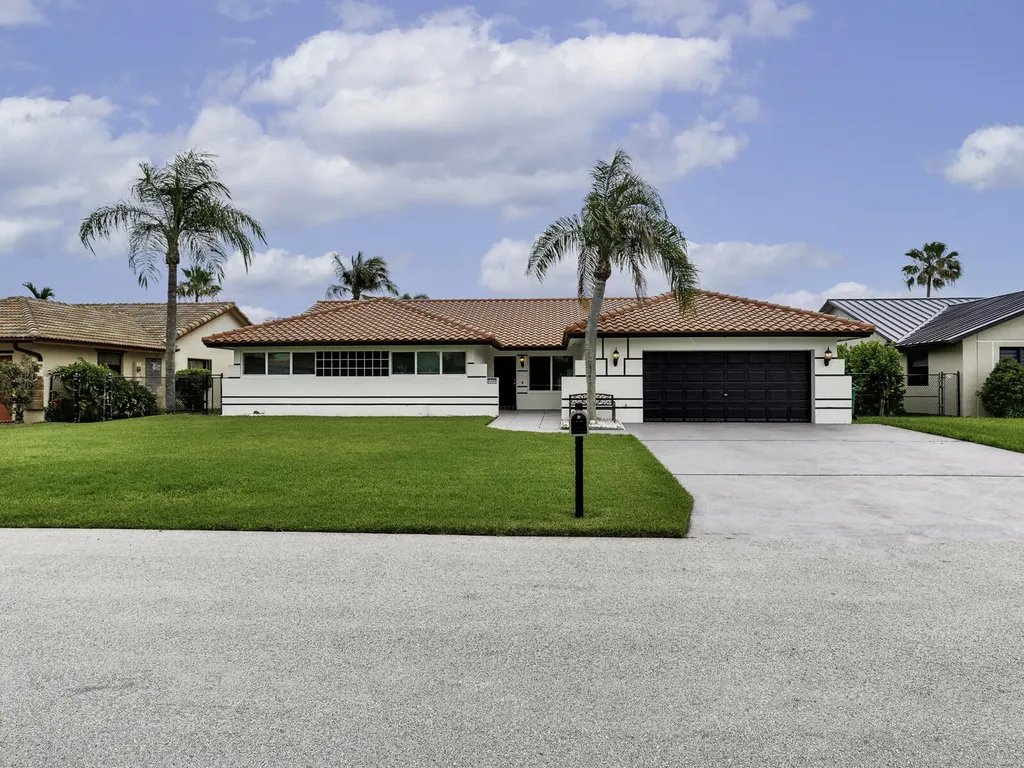 6440 Olde Moat Way Davie FL 33331