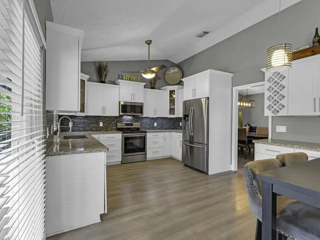 6440 Olde Moat Way Davie FL 33331