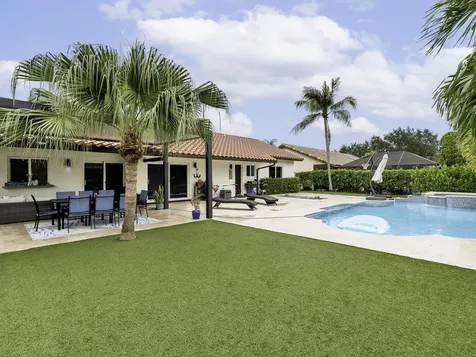 6440 Olde Moat Way Davie FL 33331