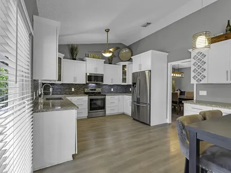 6440 Olde Moat Way Davie FL 33331