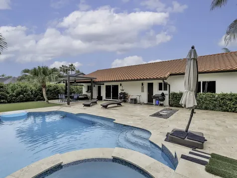 6440 Olde Moat Way Davie FL 33331