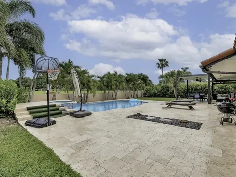 6440 Olde Moat Way Davie FL 33331