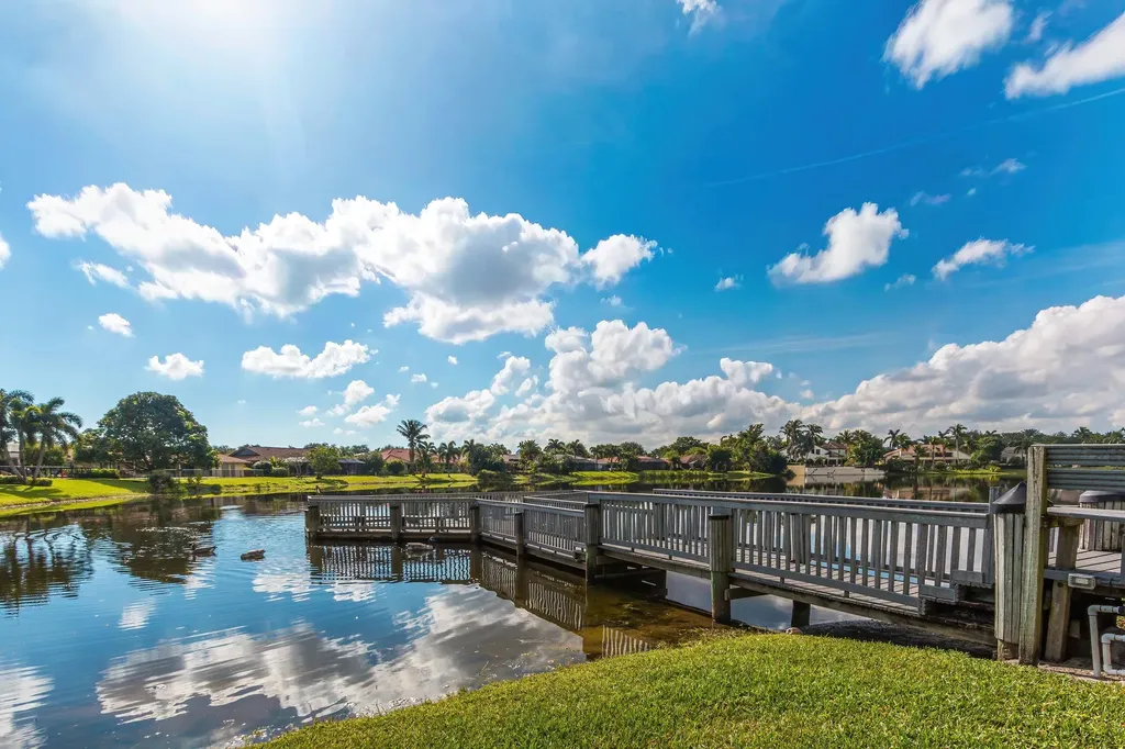 17734 Pine Needle Terrace Boca Raton FL 33487