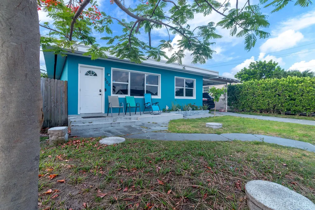 506 Worthmore Drive Lake Worth Beach FL 33460