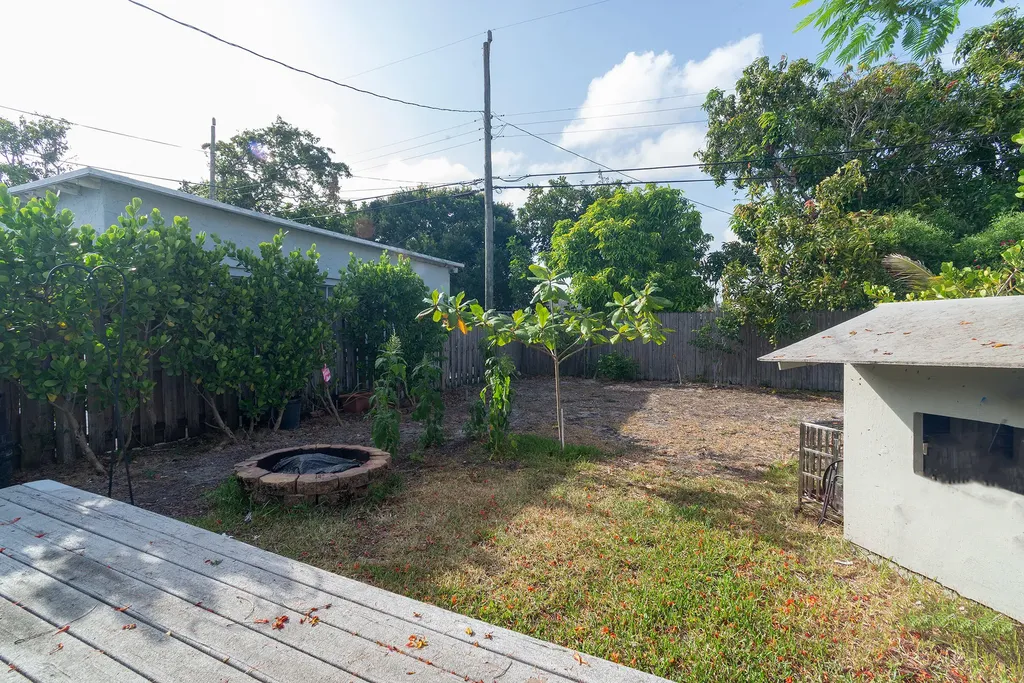 506 Worthmore Drive Lake Worth Beach FL 33460