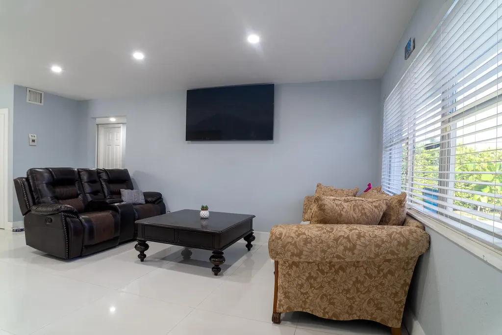 506 Worthmore Drive Lake Worth Beach FL 33460