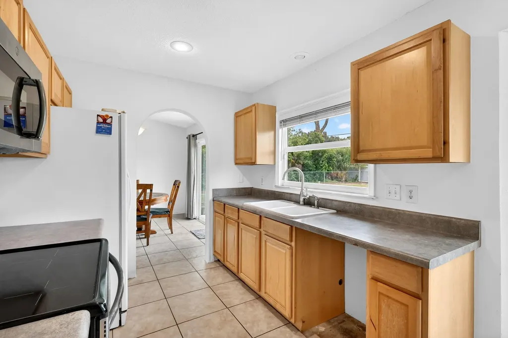 2291 SW Franklin Street Port St Lucie FL 34953