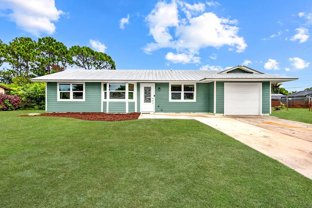 2291 SW Franklin Street Port St Lucie FL 34953