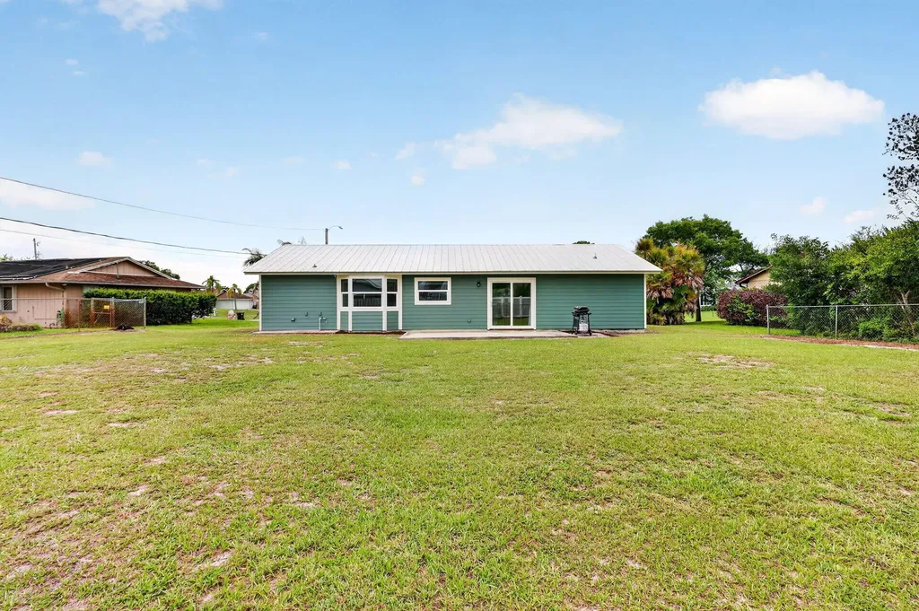 2291 SW Franklin Street Port St Lucie FL 34953