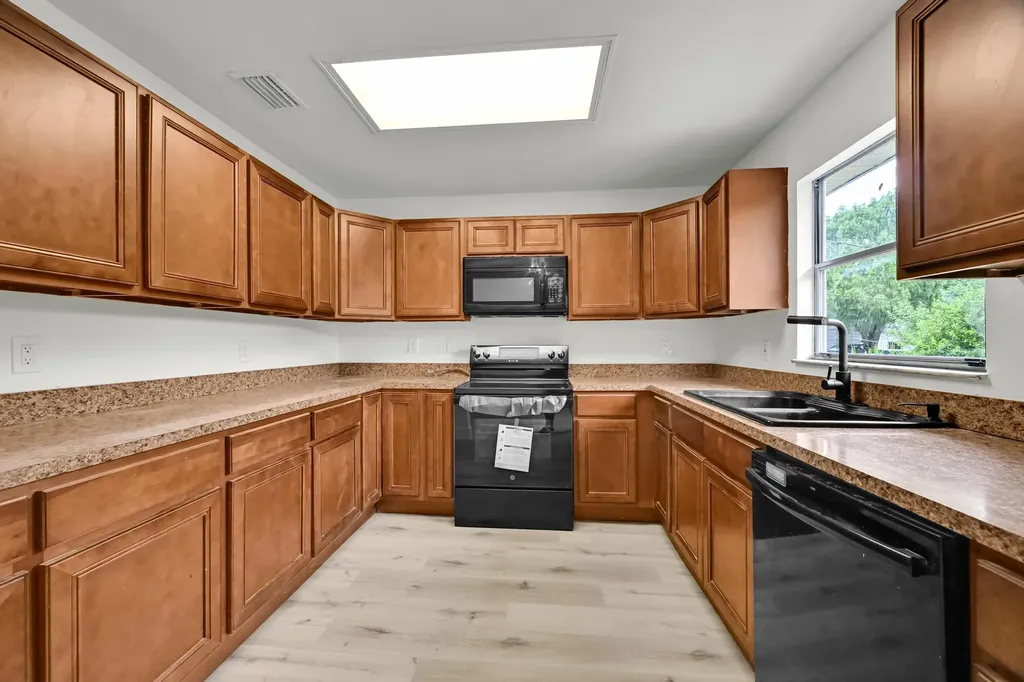 833 NW 34th Street Okeechobee FL 34972