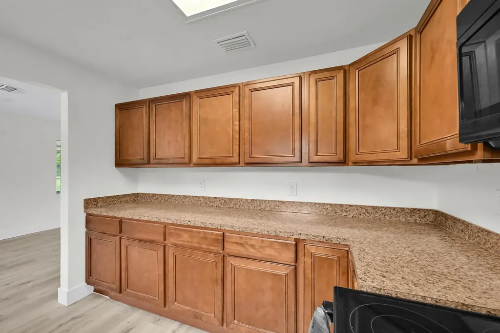 833 NW 34th Street Okeechobee FL 34972