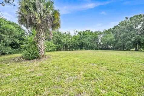833 NW 34th Street Okeechobee FL 34972