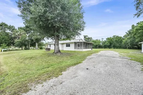 833 NW 34th Street Okeechobee FL 34972
