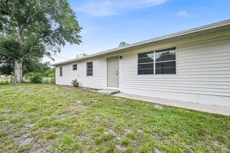 833 NW 34th Street Okeechobee FL 34972