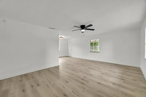 833 NW 34th Street Okeechobee FL 34972