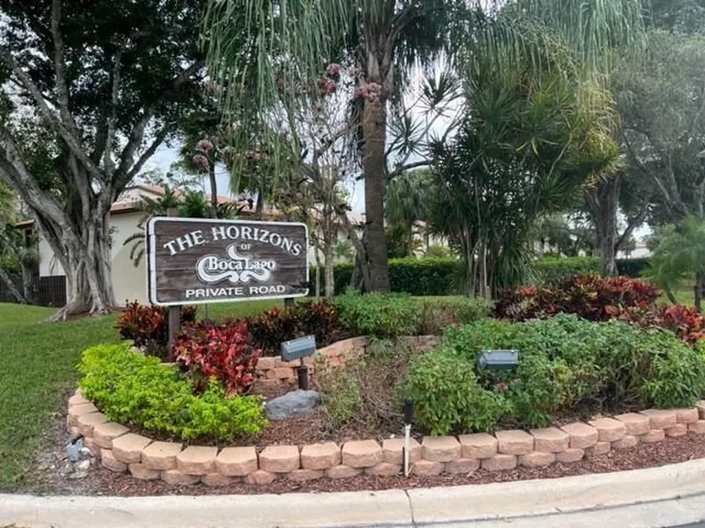 8436 Cypress Lane Boca Raton FL 33433