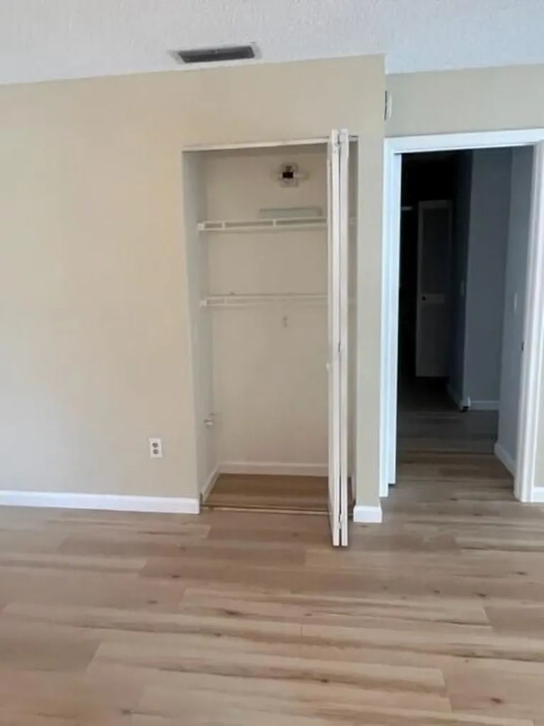 8436 Cypress Lane Boca Raton FL 33433
