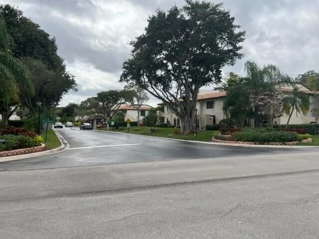 8436 Cypress Lane Boca Raton FL 33433