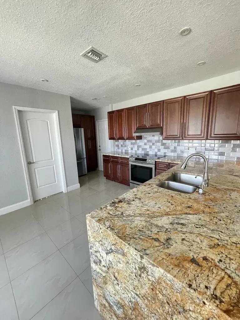 255 Foresteria Drive Lake Park FL 33403