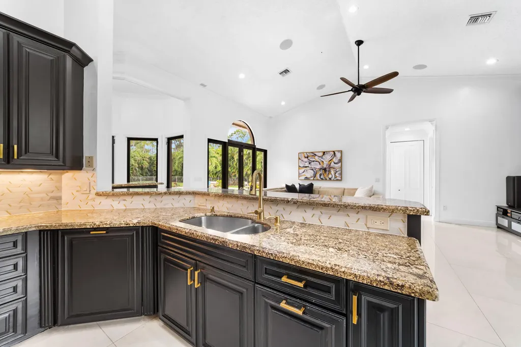 7520 NW 50th Court Coral Springs FL 33067