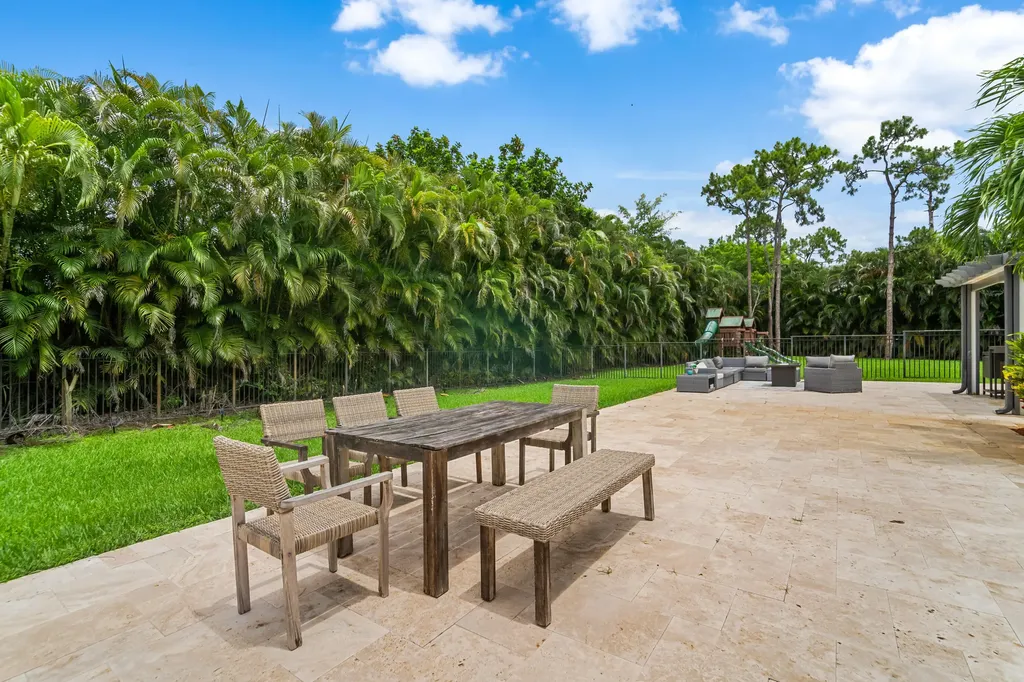 7520 NW 50th Court Coral Springs FL 33067