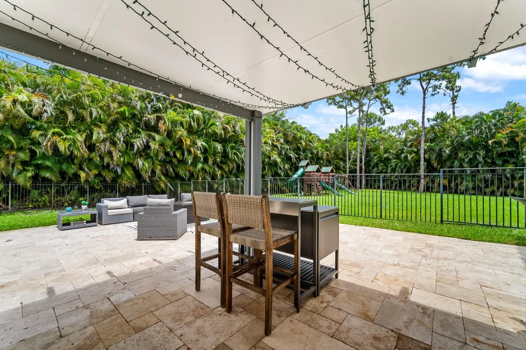 7520 NW 50th Court Coral Springs FL 33067