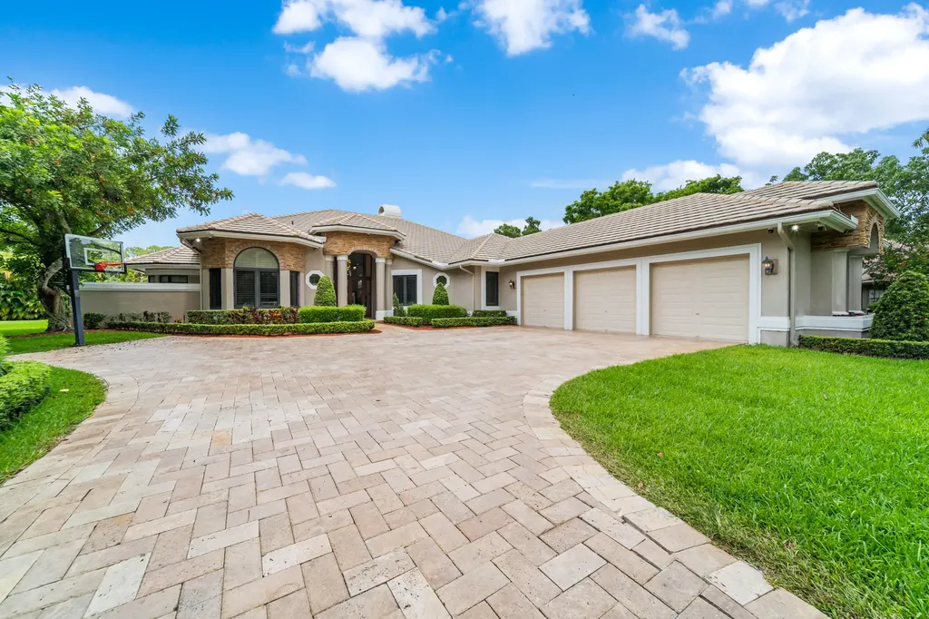 7520 NW 50th Court Coral Springs FL 33067