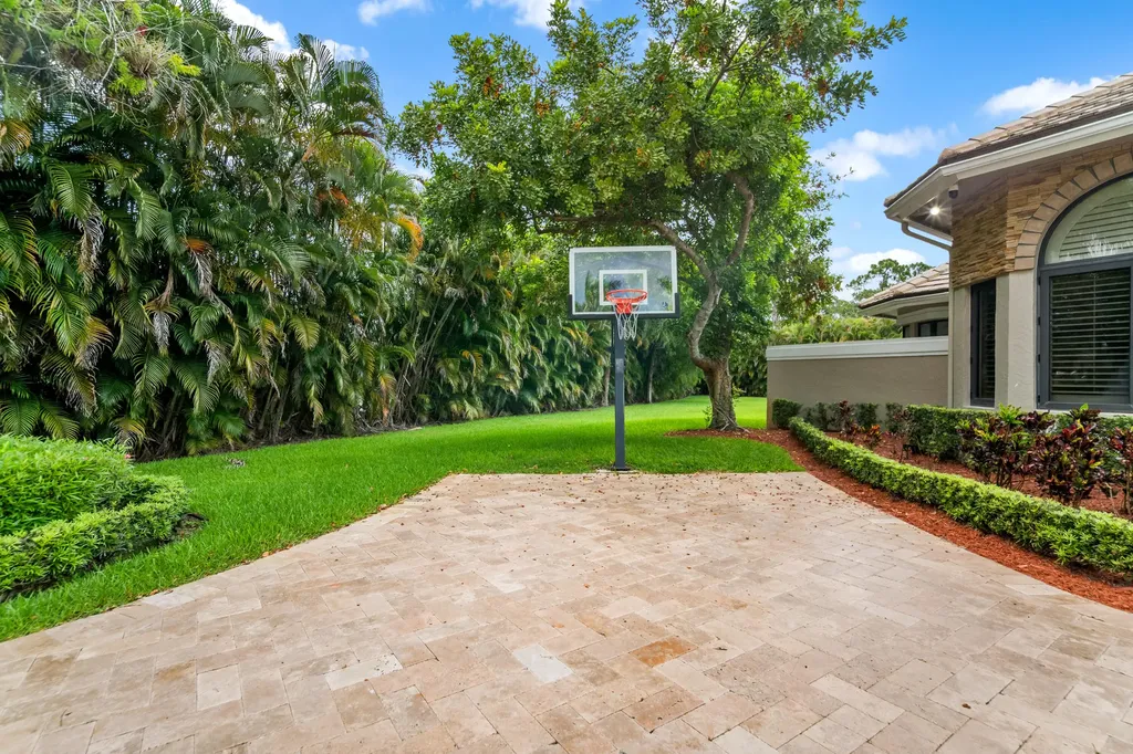7520 NW 50th Court Coral Springs FL 33067