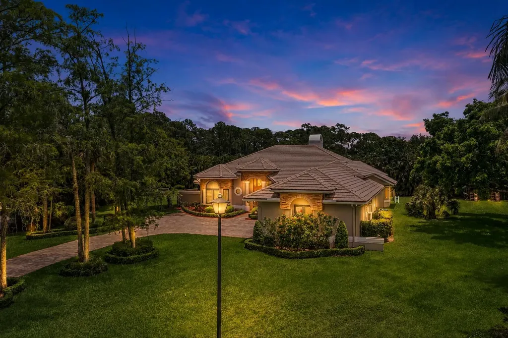 7520 NW 50th Court Coral Springs FL 33067