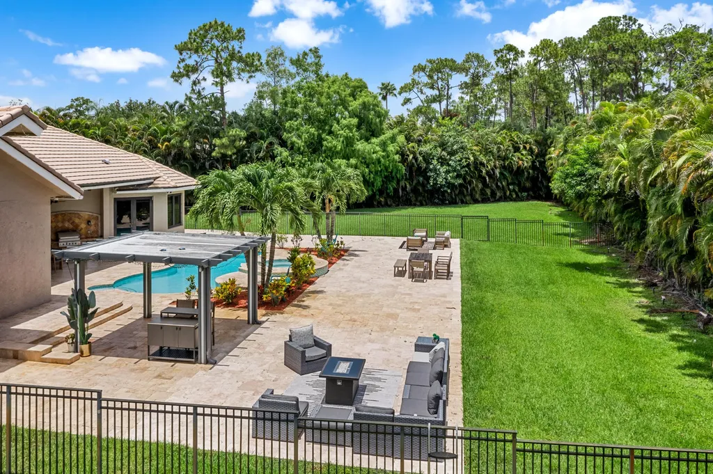 7520 NW 50th Court Coral Springs FL 33067