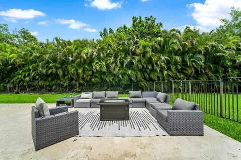 7520 NW 50th Court Coral Springs FL 33067