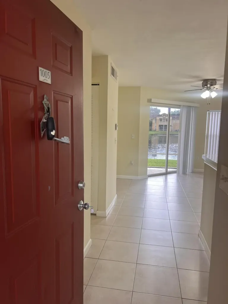 4847 Via Palm Lakes West Palm Beach FL 33417