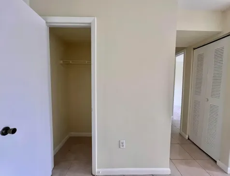 4847 Via Palm Lakes West Palm Beach FL 33417