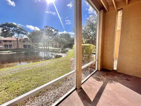 4847 Via Palm Lakes West Palm Beach FL 33417