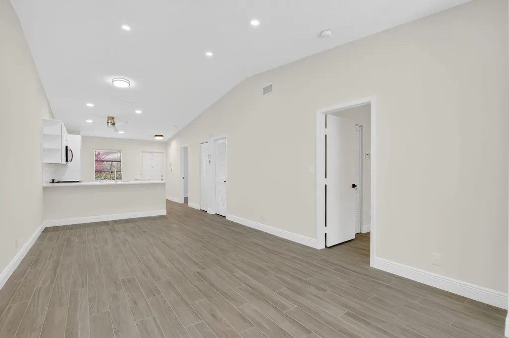 8583 Overset Lane Boca Raton FL 33496